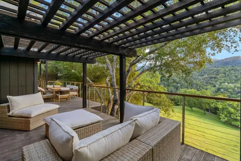 $4,795,000 | 8 Hawkview Street, Portola Valley, CA 94028