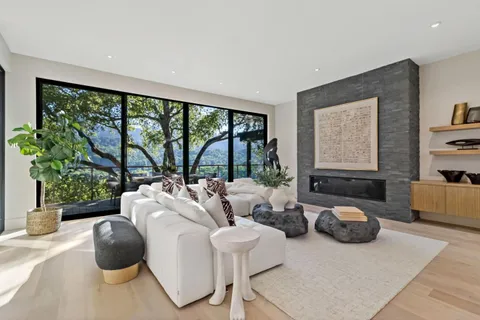 $4,795,000 | 8 Hawkview Street, Portola Valley, CA 94028