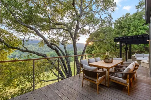 $4,795,000 | 8 Hawkview Street, Portola Valley, CA 94028
