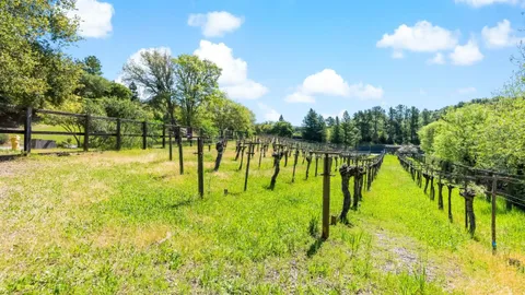 $4,795,000 | 8 Hawkview Street, Portola Valley, CA 94028