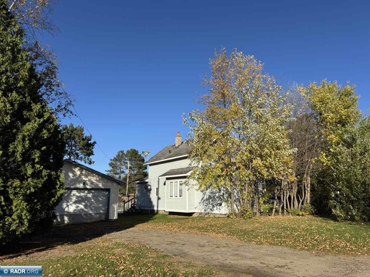 410 9th Street Southwest Chisholm, MN 55719 - Photo 2 of 45