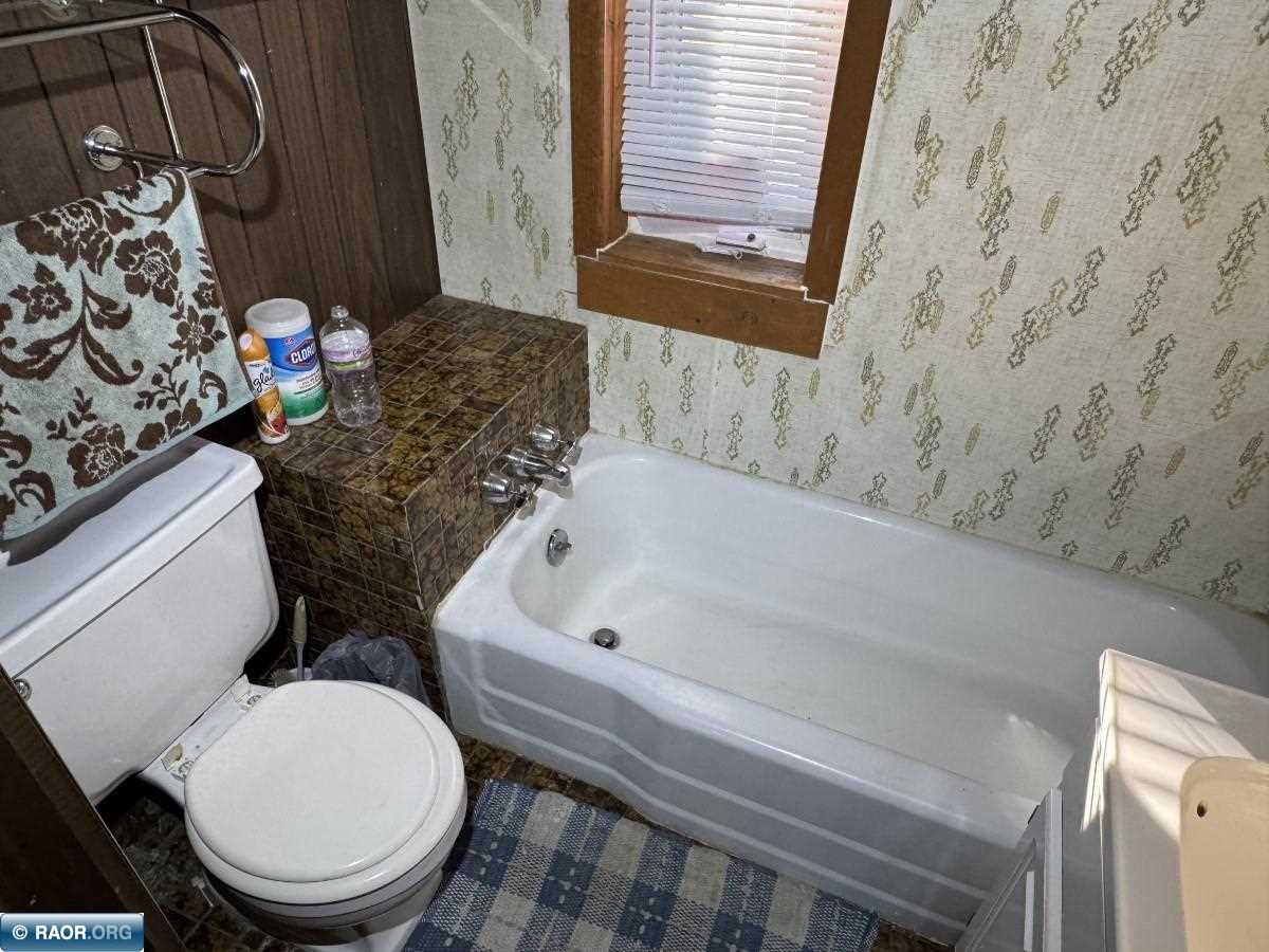 410 9th Street Southwest Chisholm, MN 55719 - Photo 25 of 45