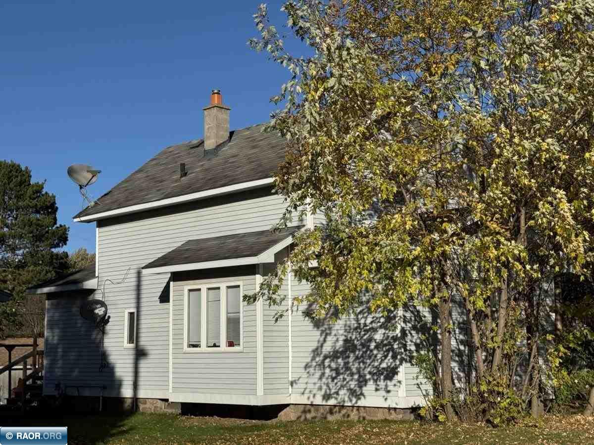 410 9th Street Southwest Chisholm, MN 55719 - Photo 3 of 45