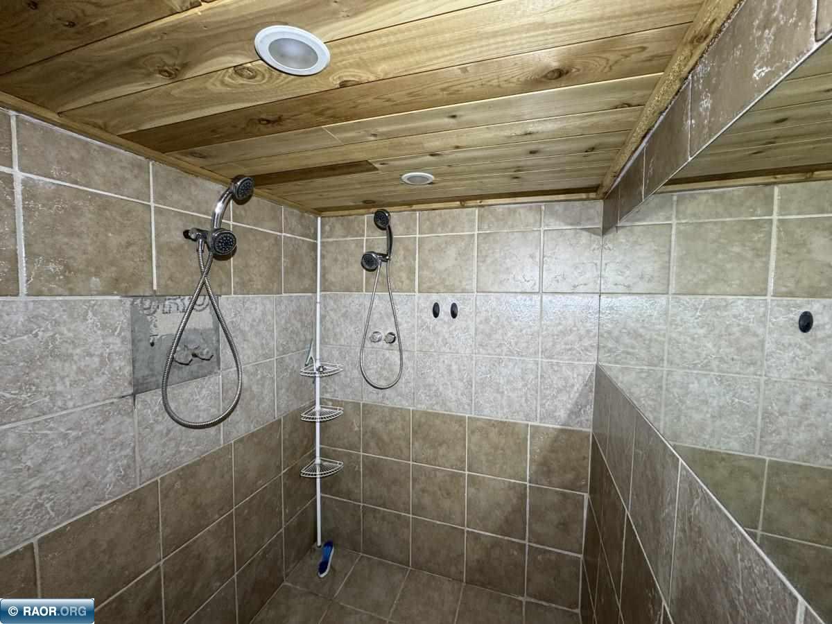 410 9th Street Southwest Chisholm, MN 55719 - Photo 42 of 45