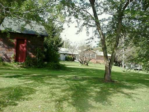 752 Fairview Road North Washington, PA 16048 - Photo 2 of 2 Yard/Garden.