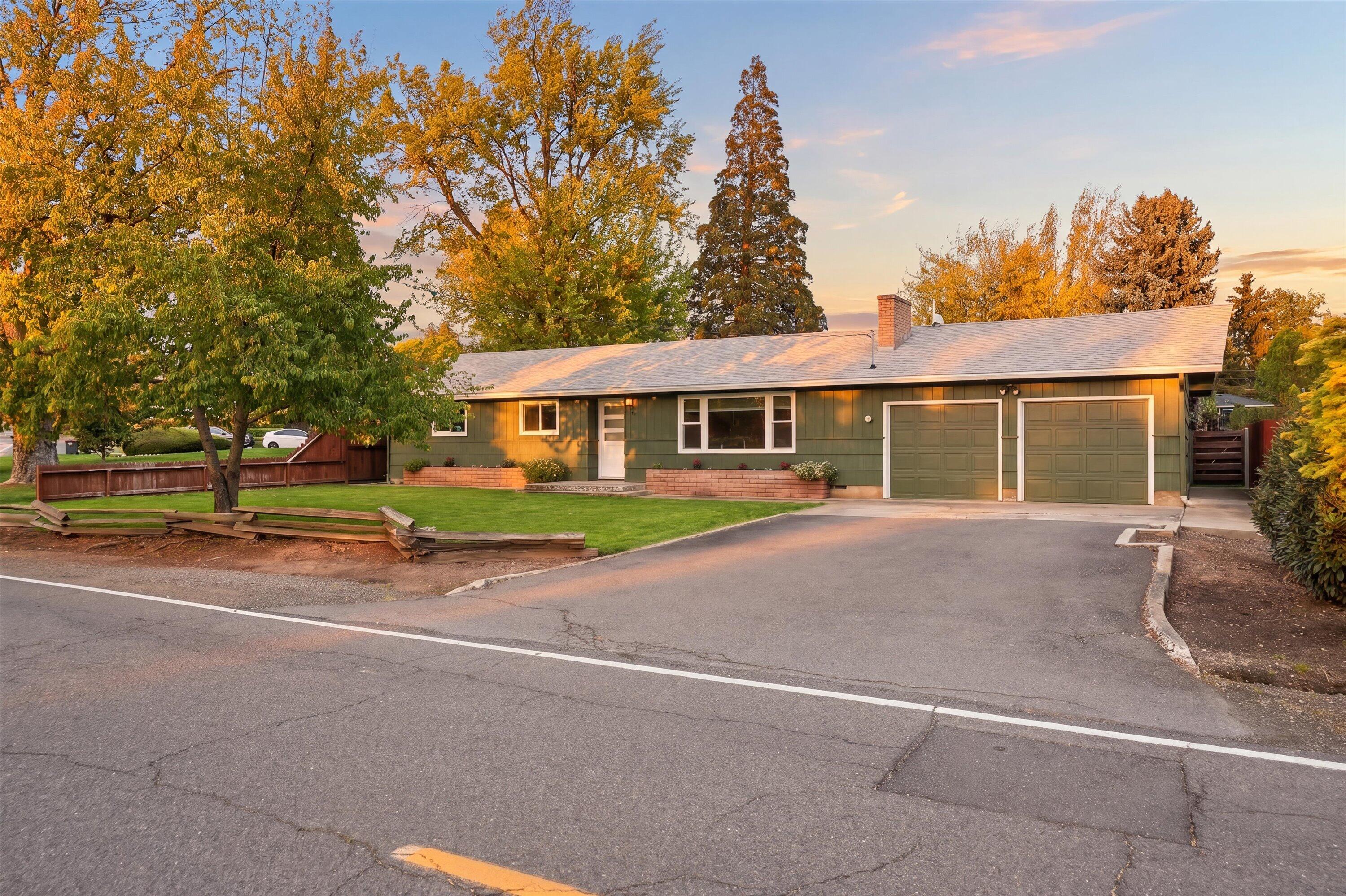01-689 S Modoc Ave-1