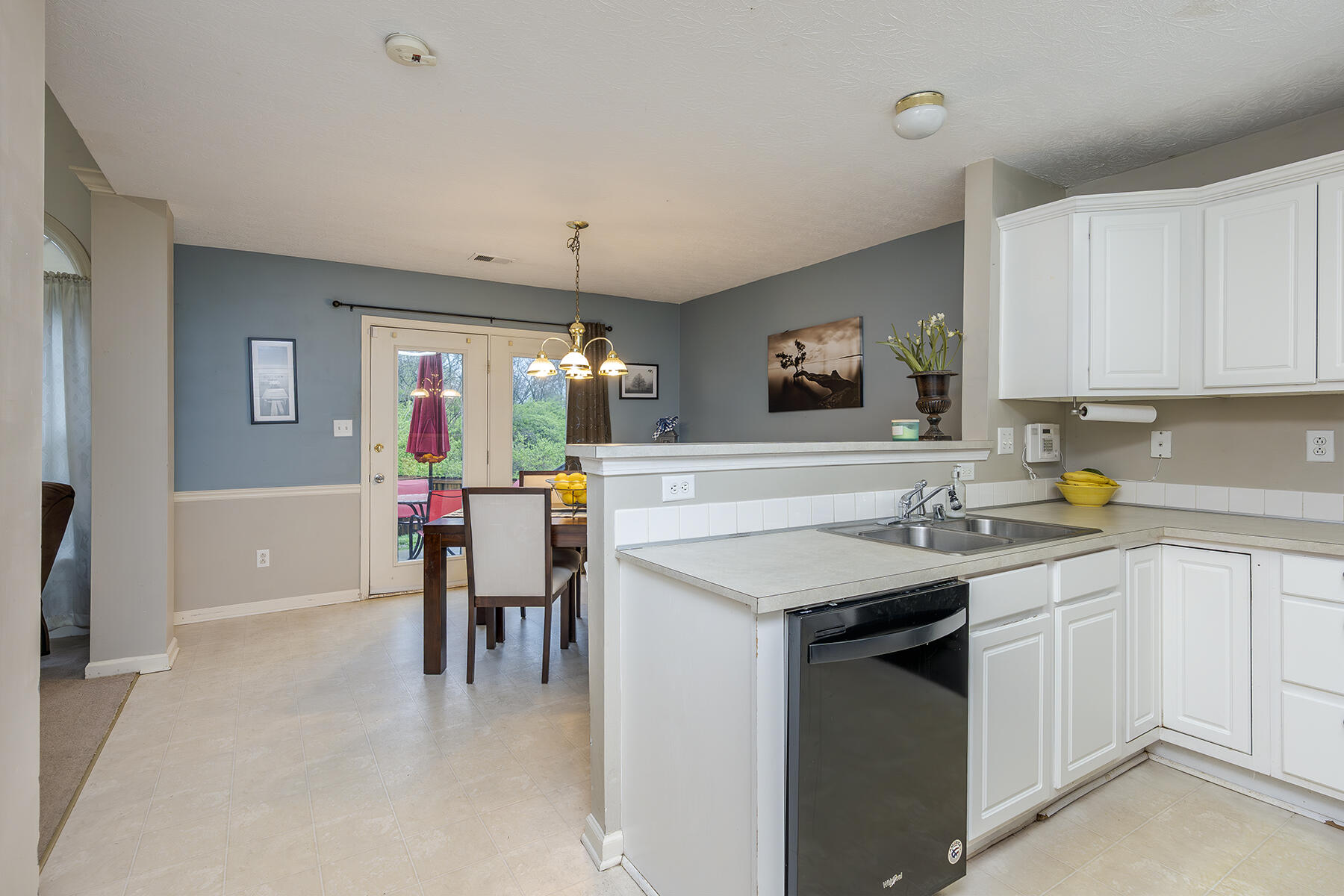 220 Strawberry Fields Road Lexington, KY 40516 - Photo 15 of 32 220strawberry12