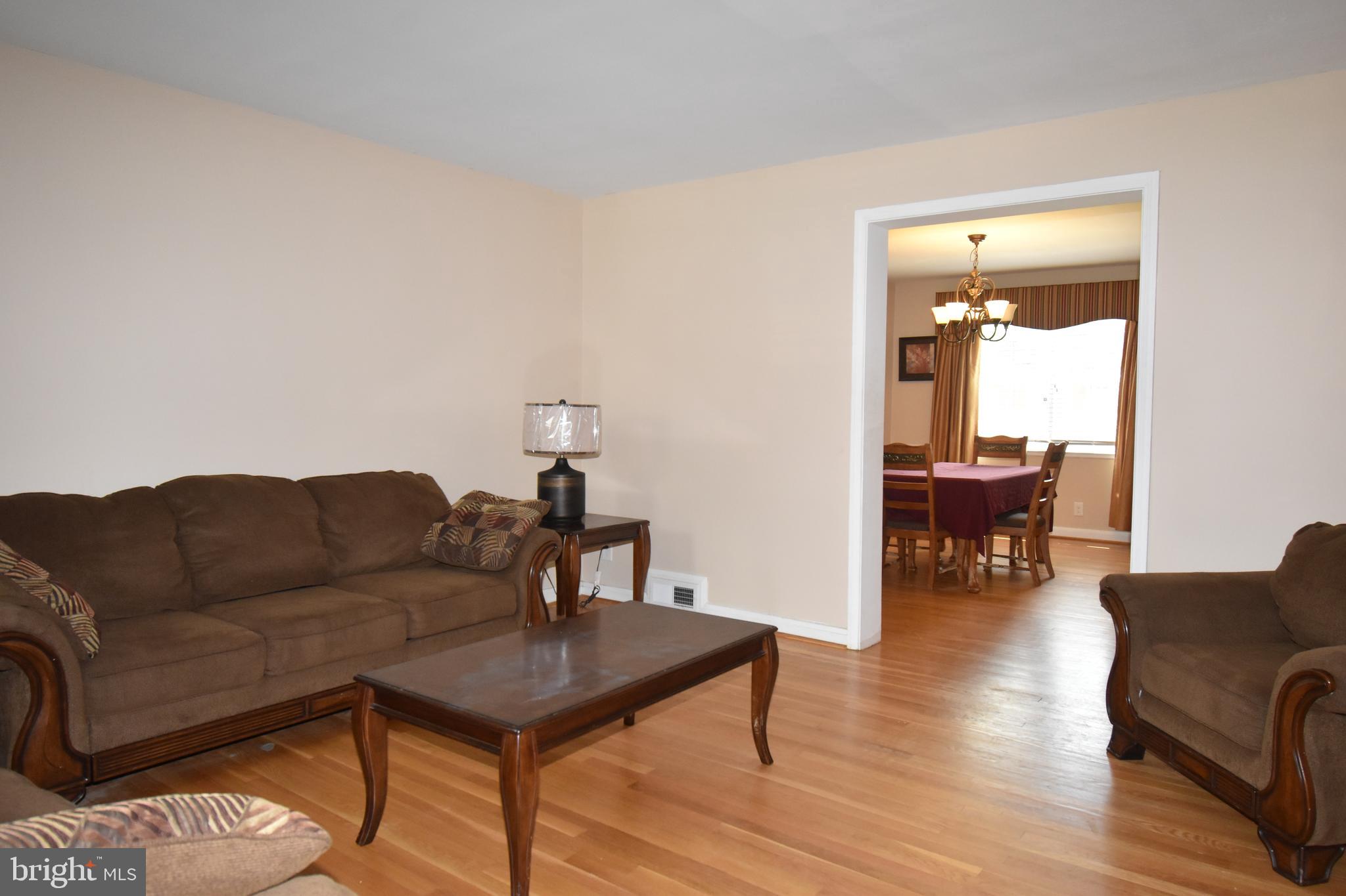 1541 Gleneagle Road Baltimore, MD 21239 - Photo 2 of 26