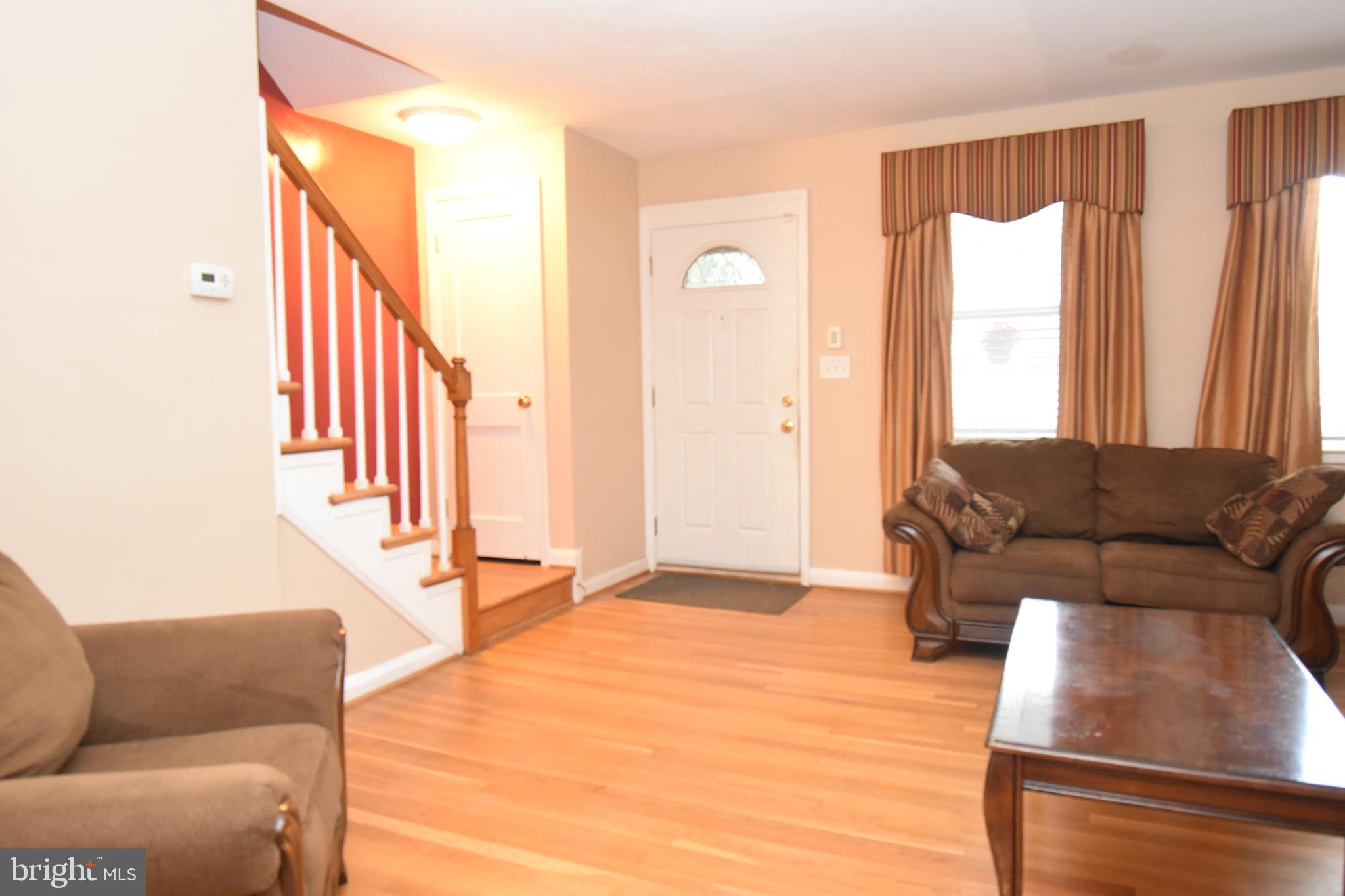 1541 Gleneagle Road Baltimore, MD 21239 - Photo 4 of 26