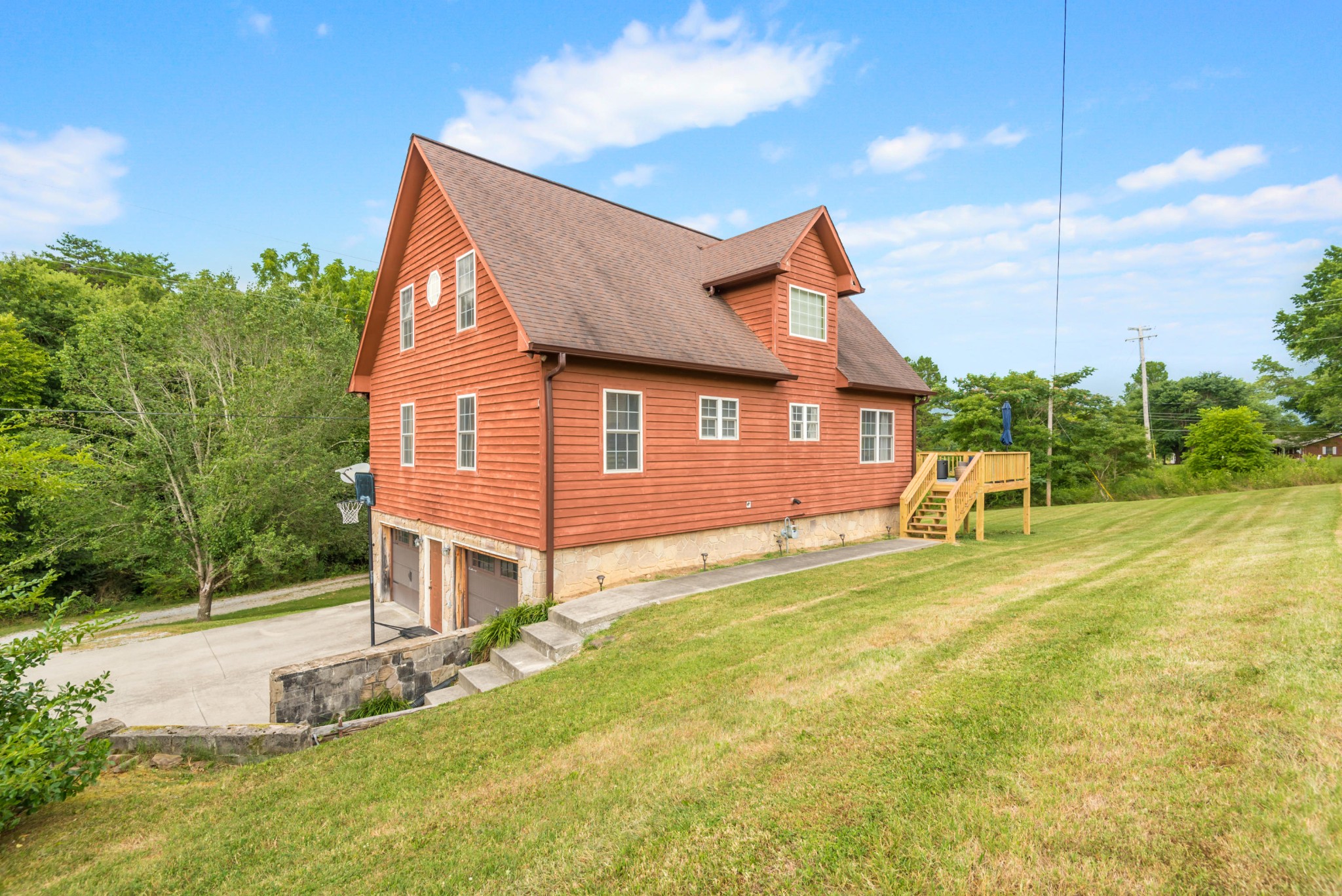 104 Stripling Road Oliver Springs, TN 37840 - Photo 3 of 38 Gallery Image 3