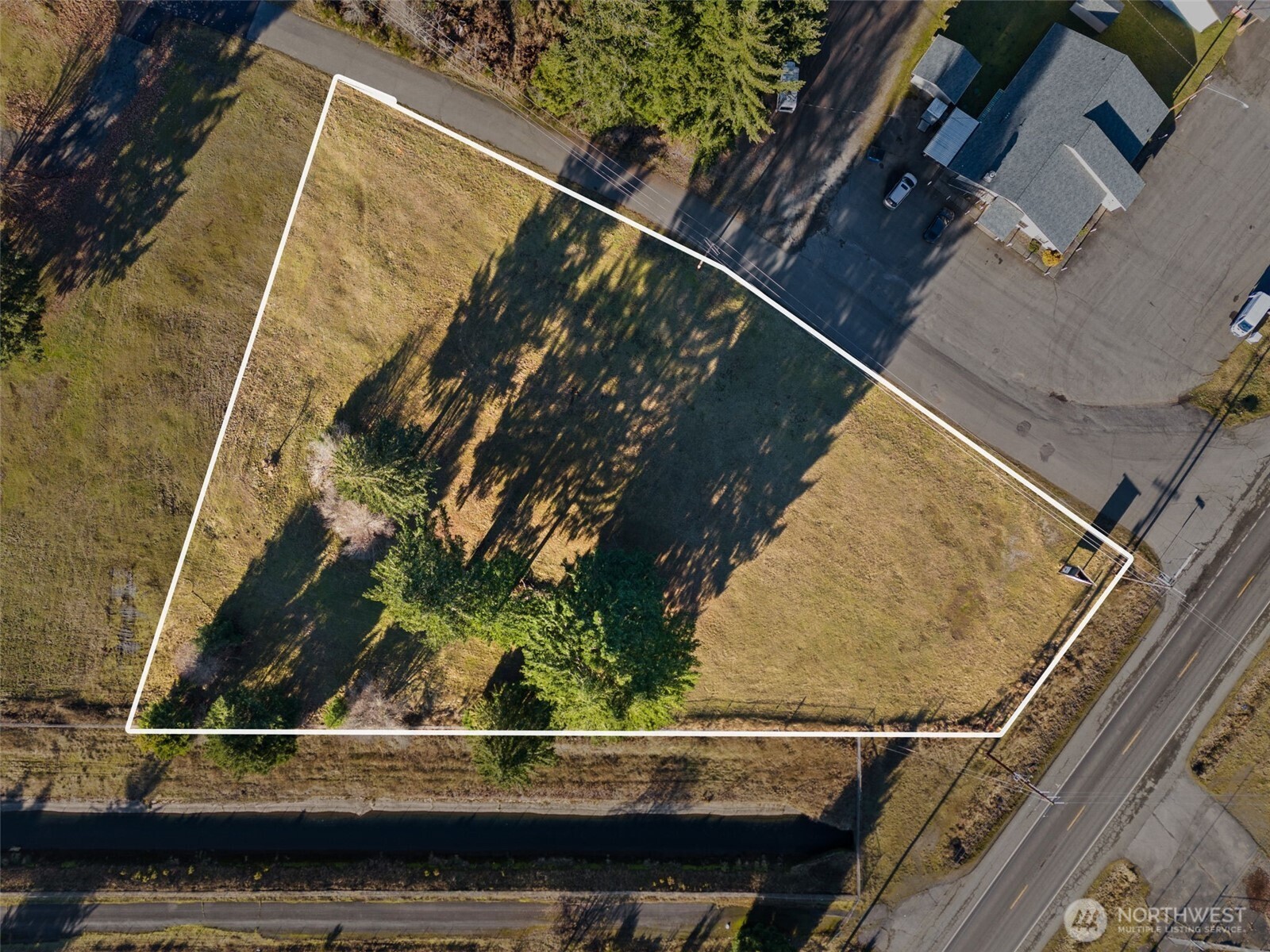 1000 Us Highway Packwood, WA 98361 - Photo 3 of 13 a view of swimming pool