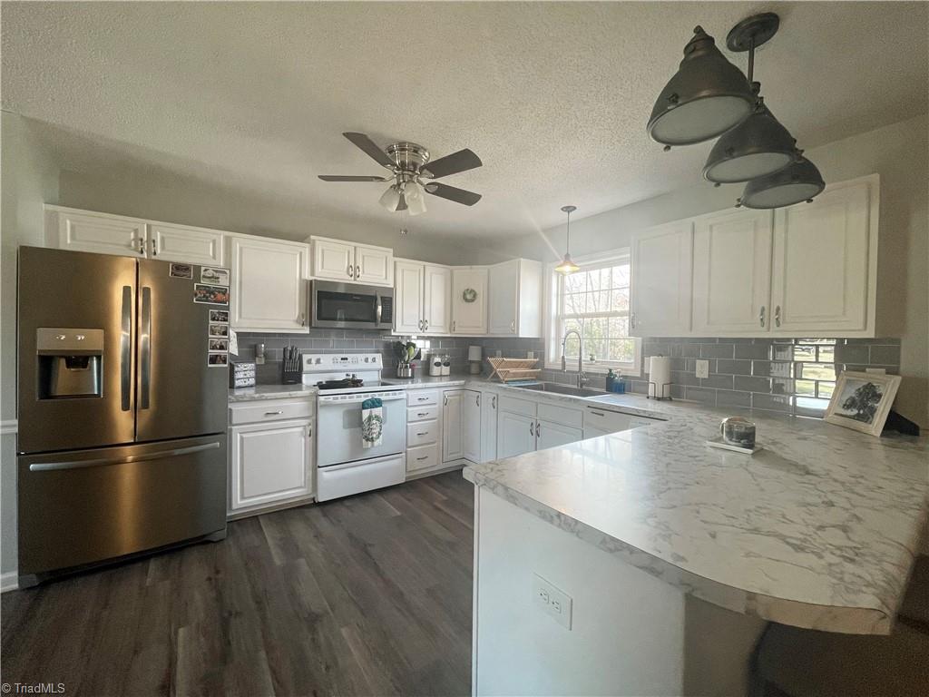 4313 Hoover Hill Road Trinity, NC 27370 - Photo 2 of 16