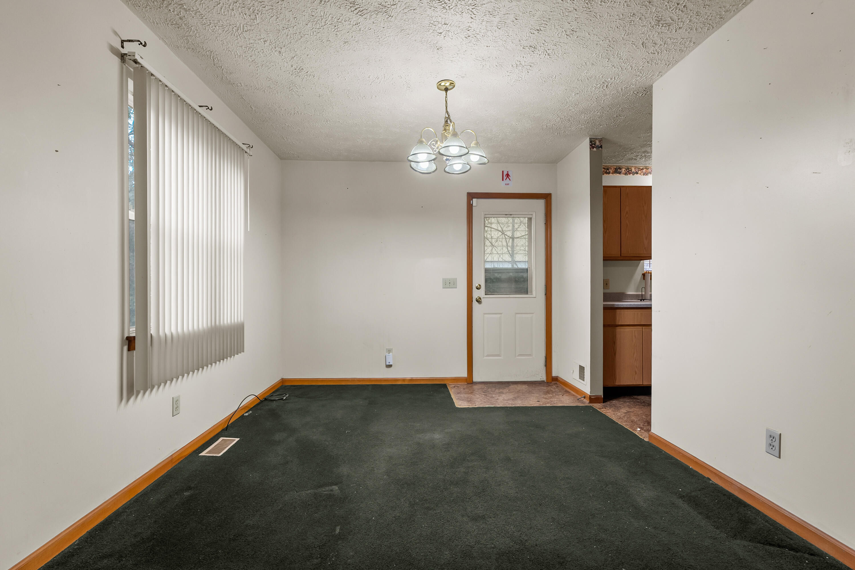 320 Phelps Avenue Kalamazoo, MI 49048 - Photo 2 of 26 Phelps Ave 320 Kalamazoo 49048-6