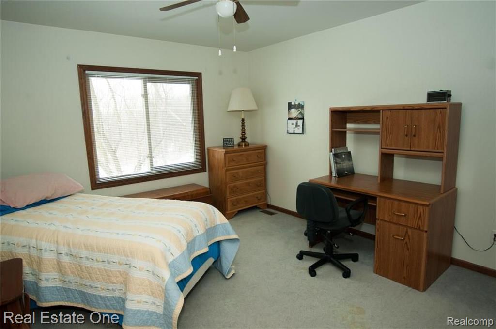 1347 Bembridge Drive Rochester Hills, MI 48307 - Photo 31 of 66