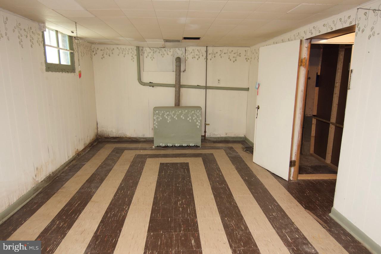 330 Cameron Street Reading, PA 19607 - Photo 9 of 12 Lower level room