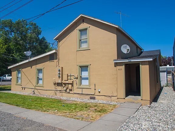 40505 Basin Street Southwest, Unit 13 Ephrata, WA 98823 - Photo 2 of 11