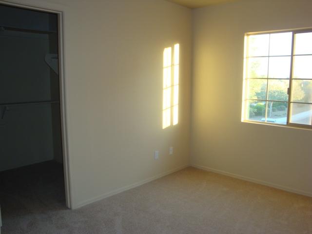 17710 West Redfield Road Surprise, AZ 85388 - Photo 7 of 10 7