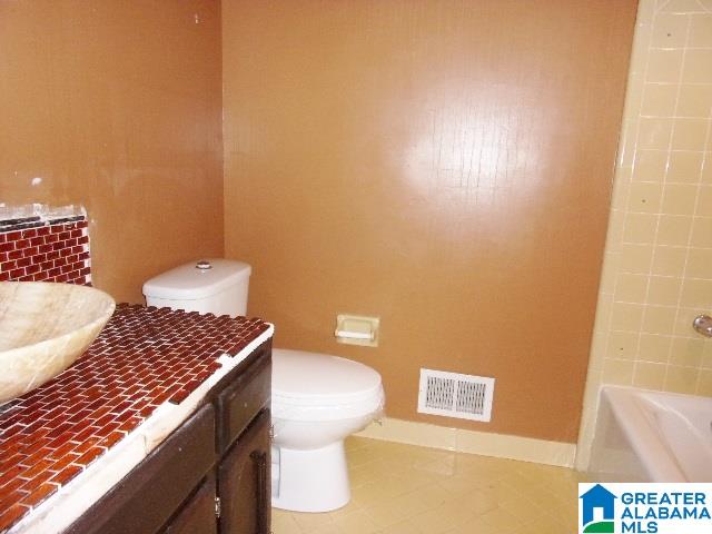 1448 Shades Crest Road Birmingham, AL 35226 - Photo 7 of 11