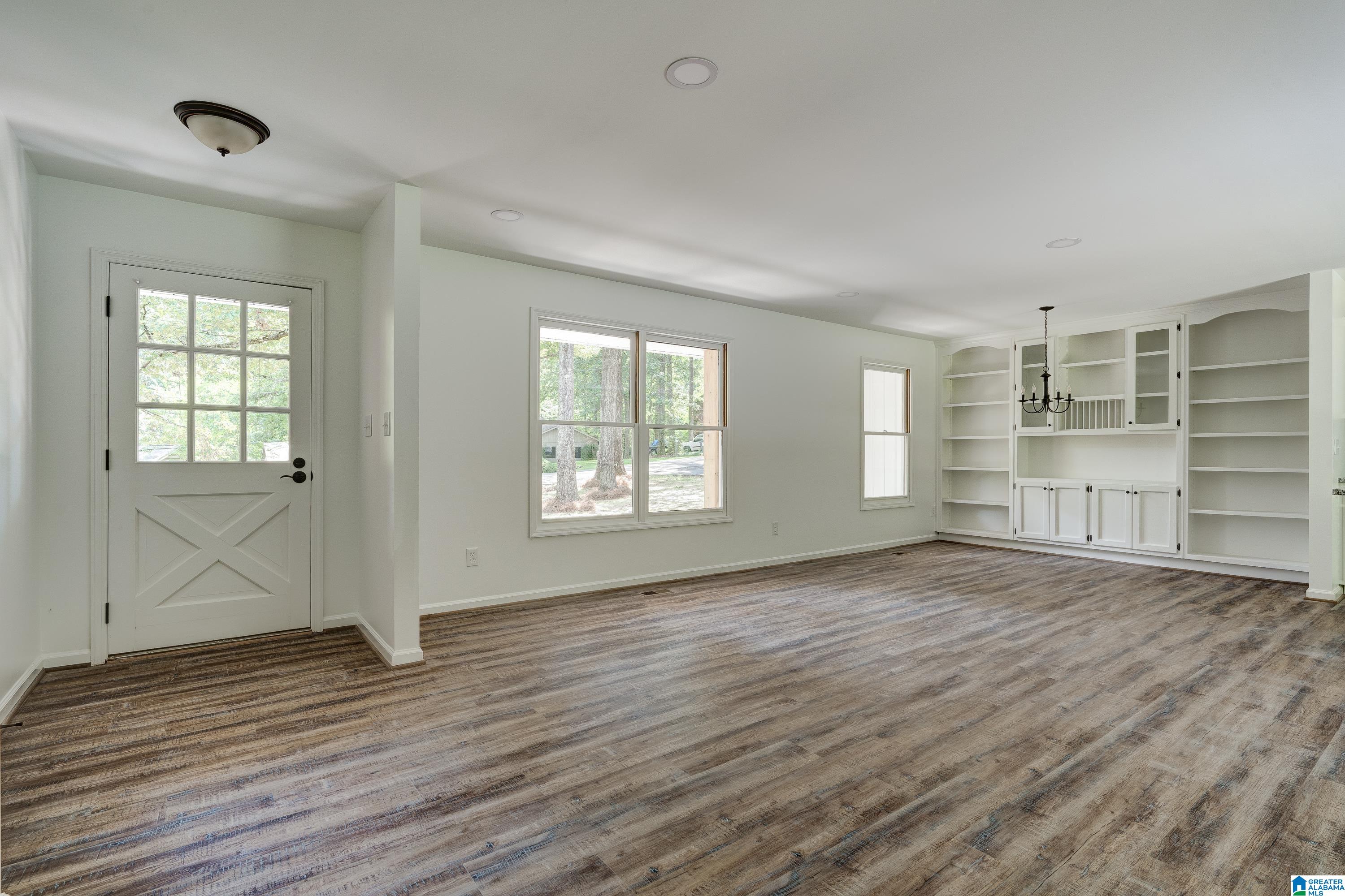 6530 Mountain Heights Road Pinson, AL 35126 - Photo 6 of 31
