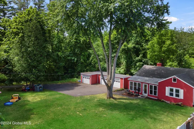 $234,900 | 20 Gardner Terrace, Bethlehem, NY 12054