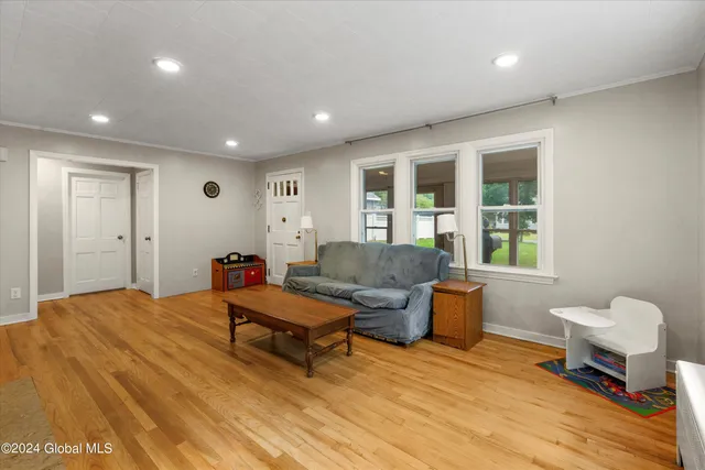 $234,900 | 20 Gardner Terrace, Bethlehem, NY 12054