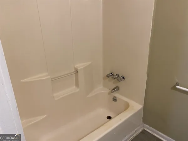 $1,250 | 23 East New Street, Winder, GA 30680