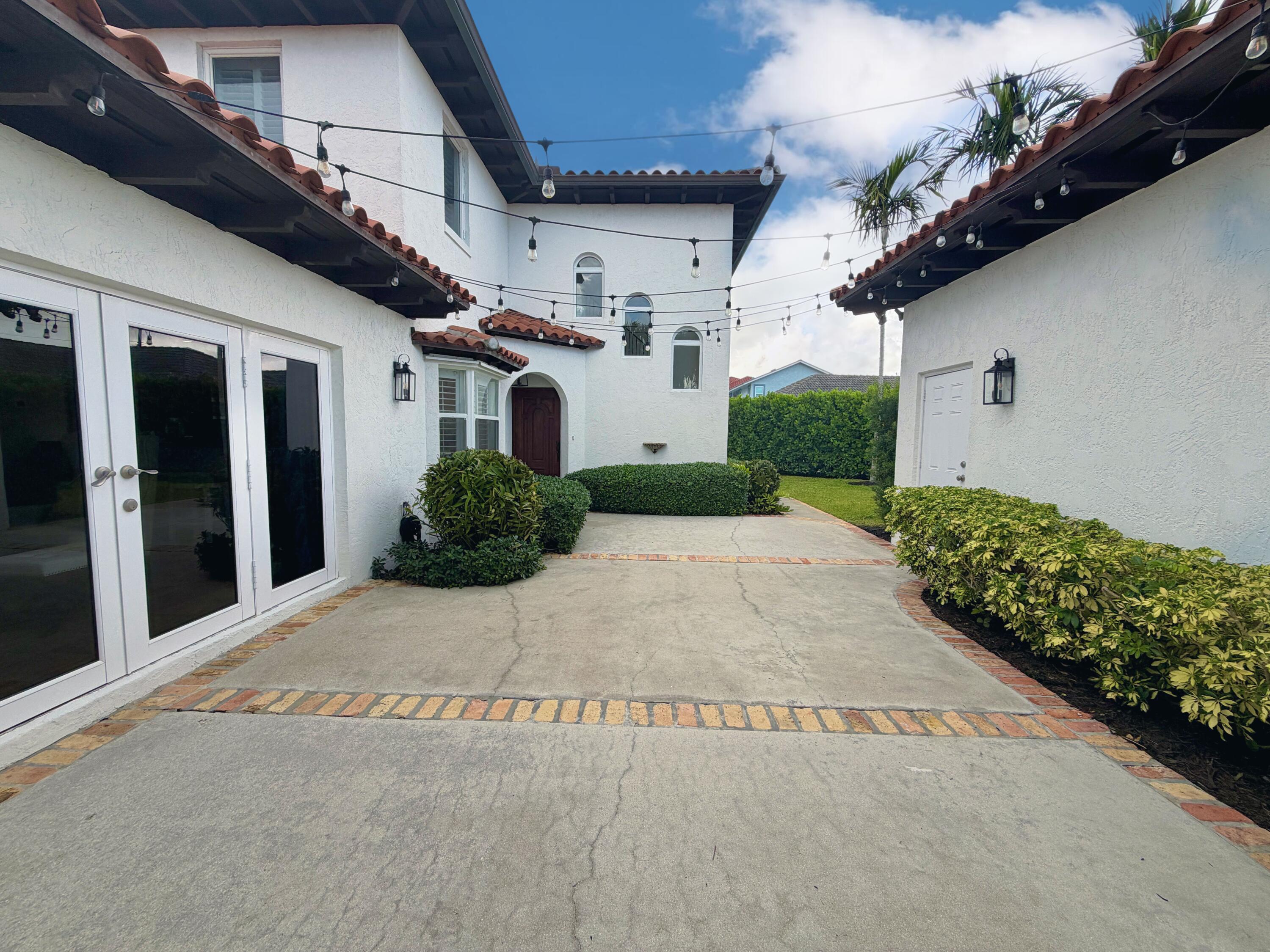 6401 Travis Road West Palm Beach, FL 33406 - Photo 5 of 99 IMG_1060