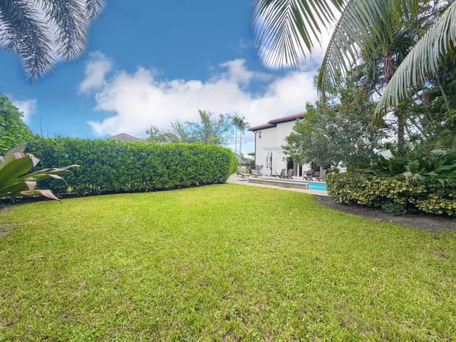 $6,300 | 6401 Travis Road, West Palm Beach, FL 33406