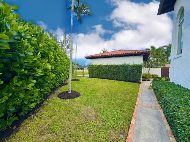 $6,300 | 6401 Travis Road, West Palm Beach, FL 33406