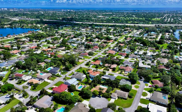 $6,300 | 6401 Travis Road, West Palm Beach, FL 33406