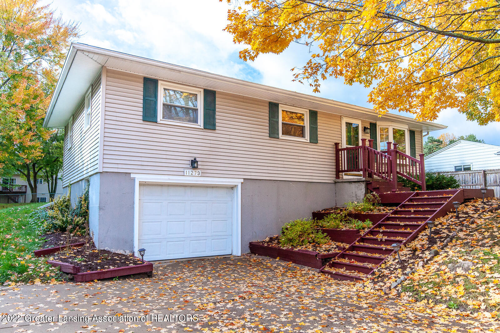 11273 Nixon Road Grand Ledge, MI 48837 - Photo 1 of 29 2022_11273Nixon_01