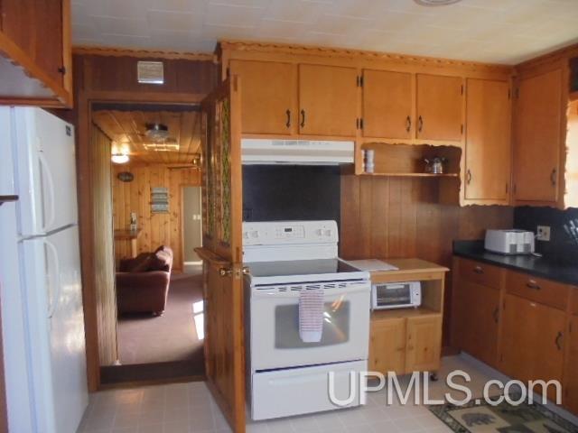509 Sandy Beach Road Marenisco, MI 49947 - Photo 10 of 32 Gallery Image 10