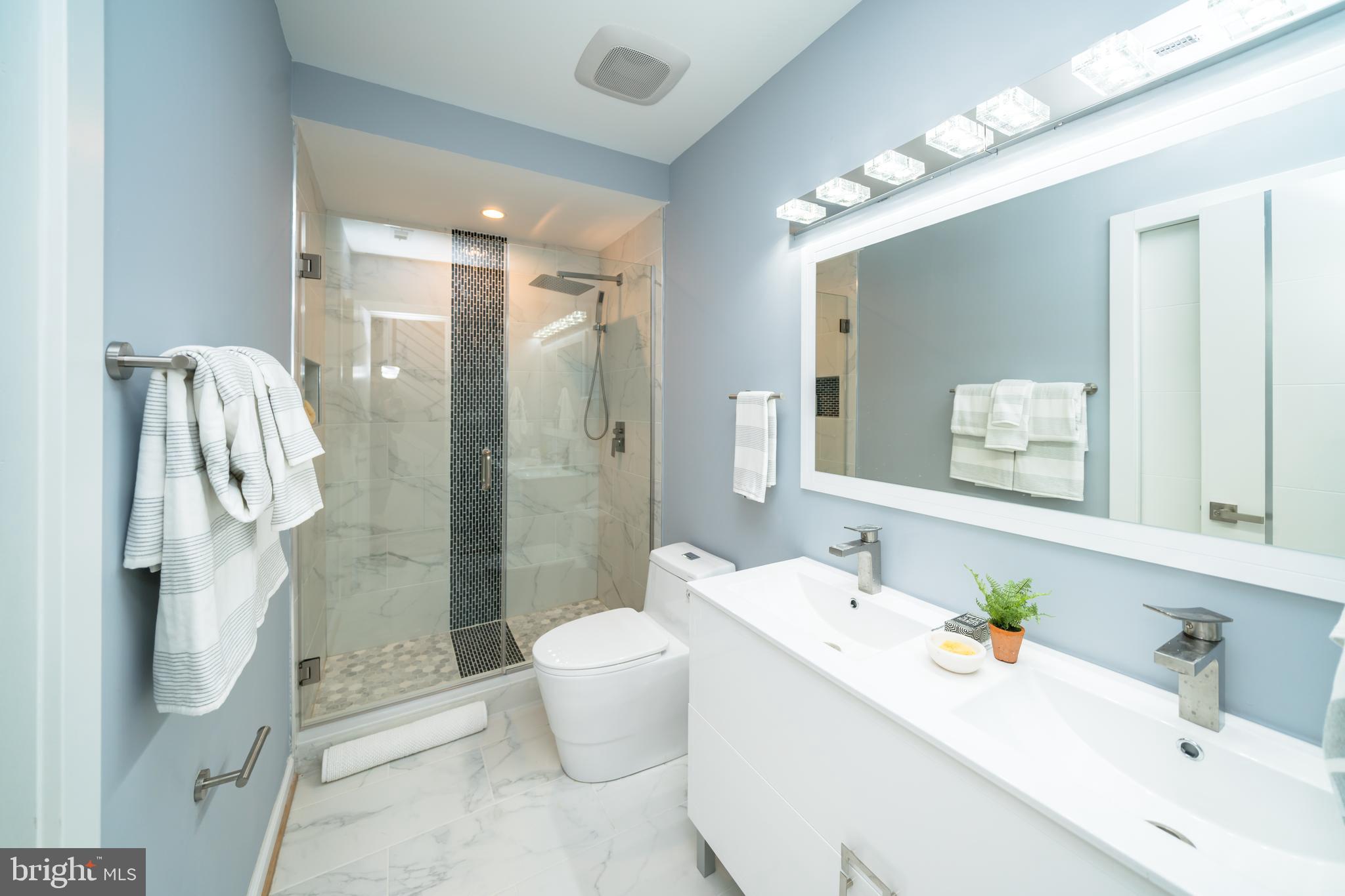 433 Park Road Northwest, Unit 2 Washington, DC 20010 - Photo 38 of 52 Bath #2 w/ glass enclosed shower + double vanity