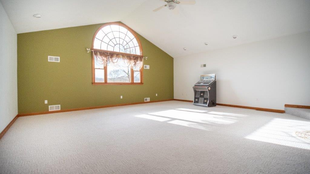 900 Lardintown Road Tarentum, PA 15084 - Photo 28 of 50 an empty room with a window