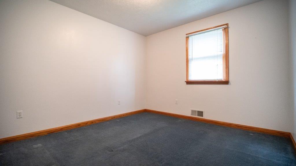 900 Lardintown Road Tarentum, PA 15084 - Photo 44 of 50 an empty room with a window