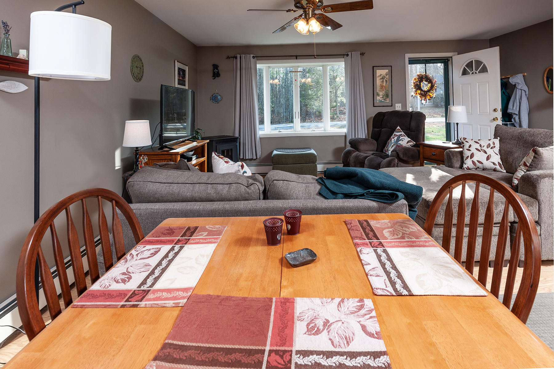 179 Mountain Road Cape Neddick, ME 03902 - Photo 8 of 25 Dining