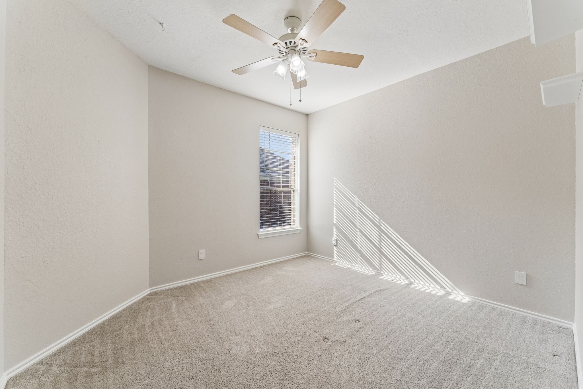 28510 Rustic Pines Court Spring, TX 77386 - Photo 22 of 39 Gallery Image 22
