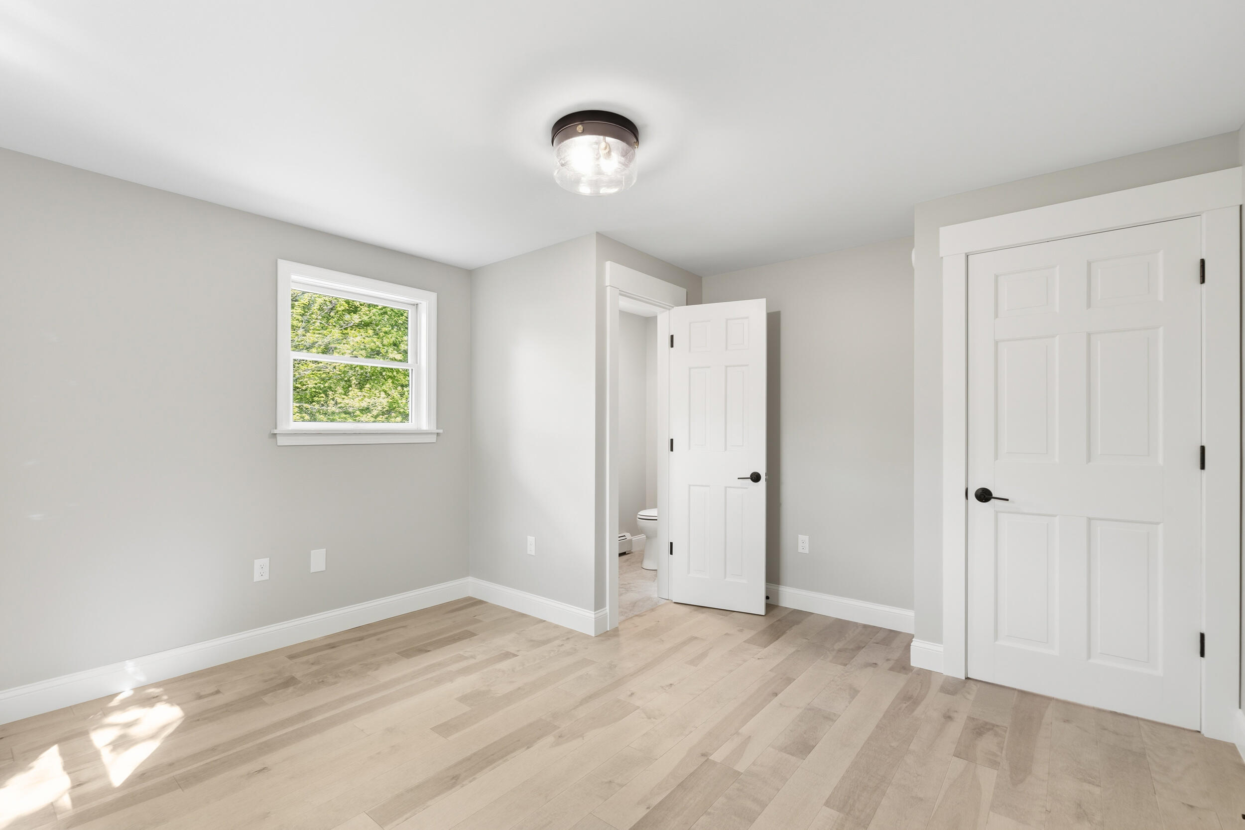119 Capisic Street Portland, ME 04102 - Photo 23 of 32 119 capisic st portland me 04102 usa-025