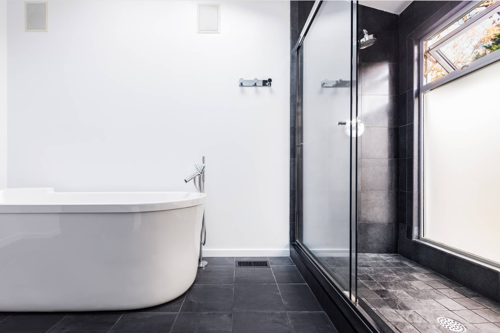 132 Springy Banks Road East Hampton, NY 11937 - Photo 14 of 37 a view of a bathroom with a bathtub