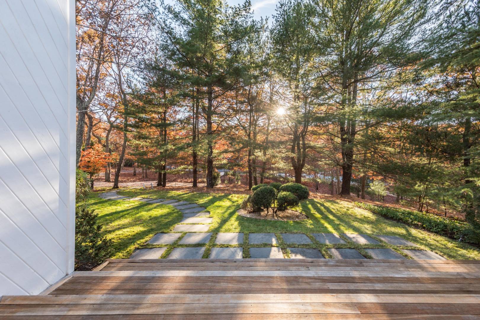 132 Springy Banks Road East Hampton, NY 11937 - Photo 35 of 37