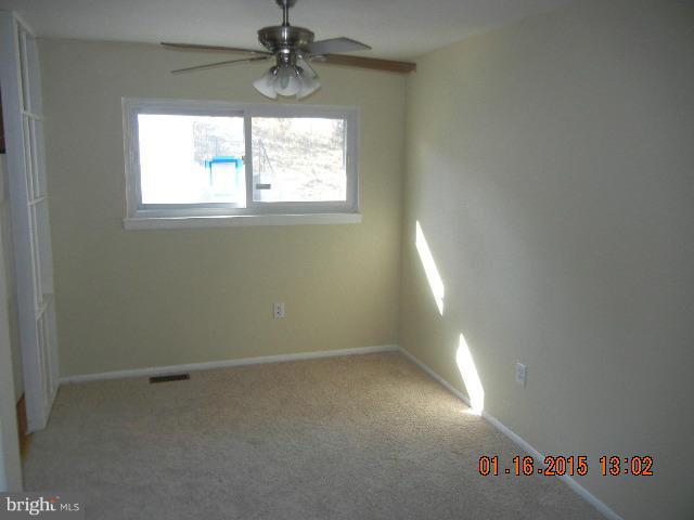 7103 Valley Park Road Capitol Heights, MD 20743 - Photo 14 of 16 Dining Room