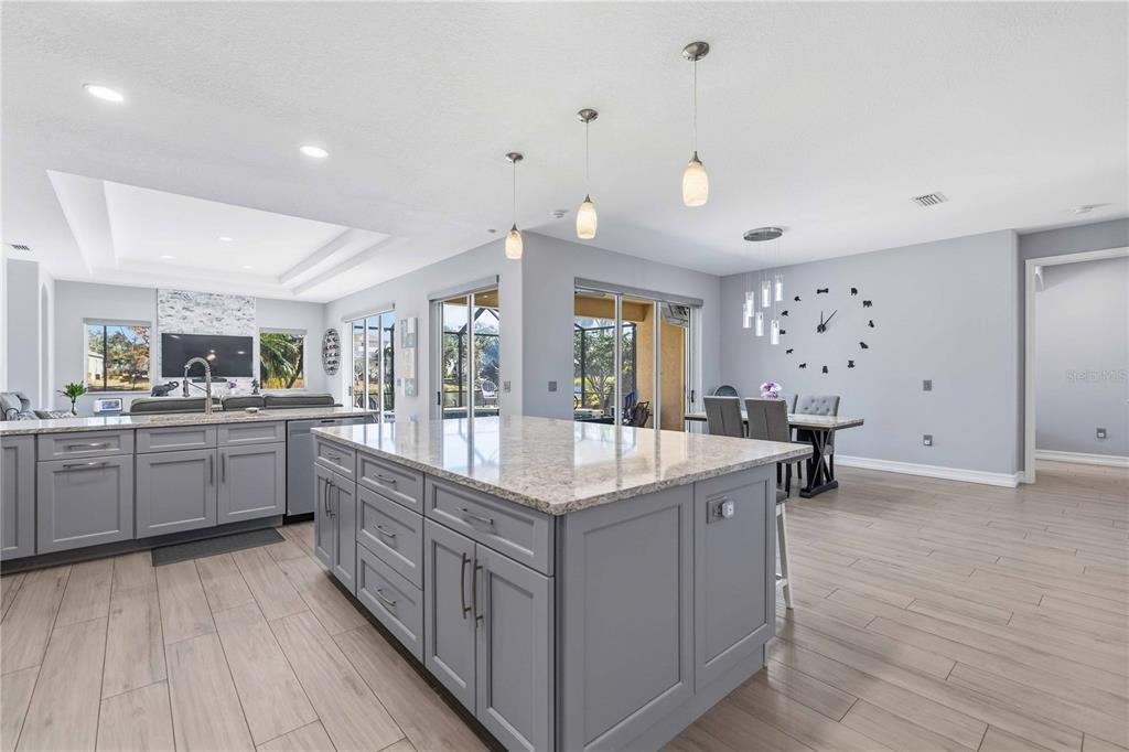 13951 Wood Duck Circle Lakewood Ranch, FL 34202 - Photo 23 of 73