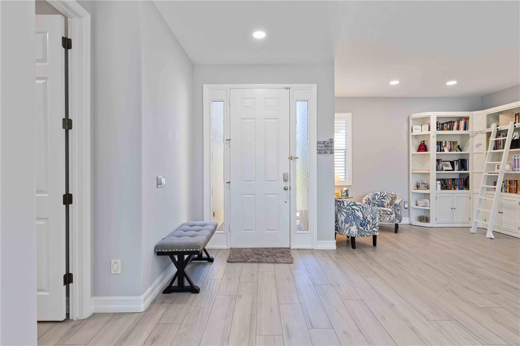 13951 Wood Duck Circle Lakewood Ranch, FL 34202 - Photo 3 of 73