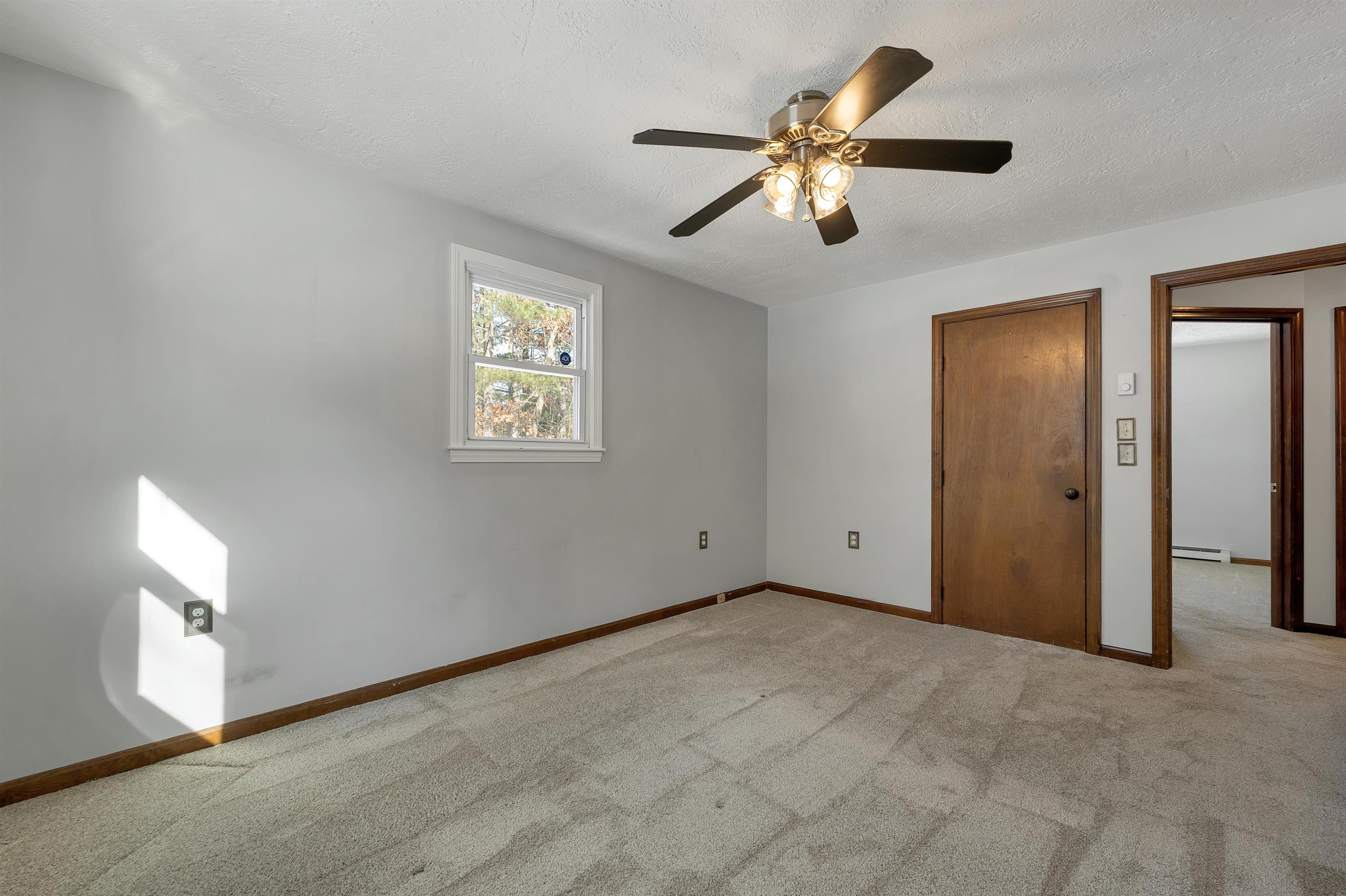 1102 Mammoth Road, Unit A & B Pelham, NH 03076 - Photo 24 of 56