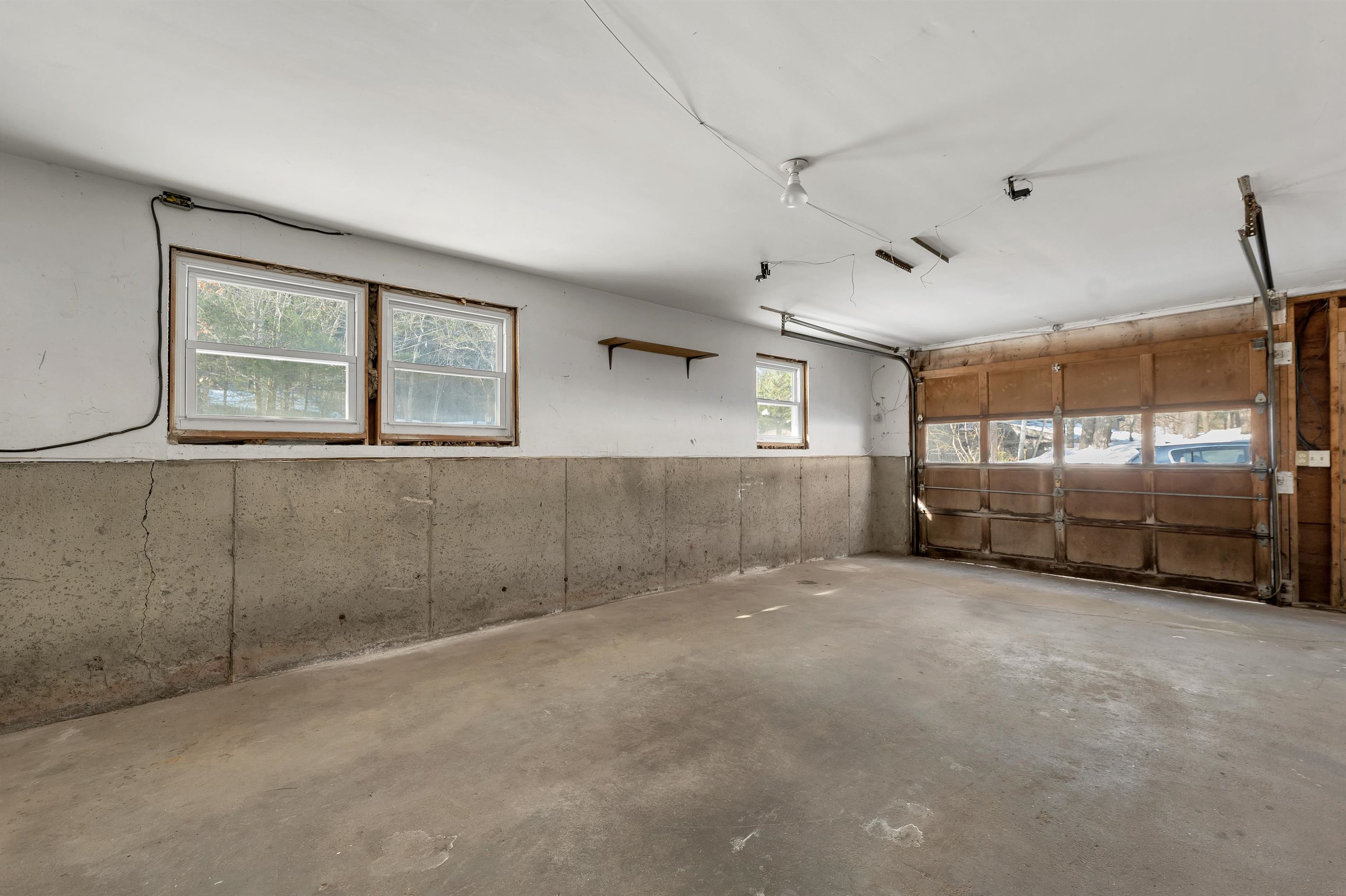 1102 Mammoth Road, Unit A & B Pelham, NH 03076 - Photo 31 of 56