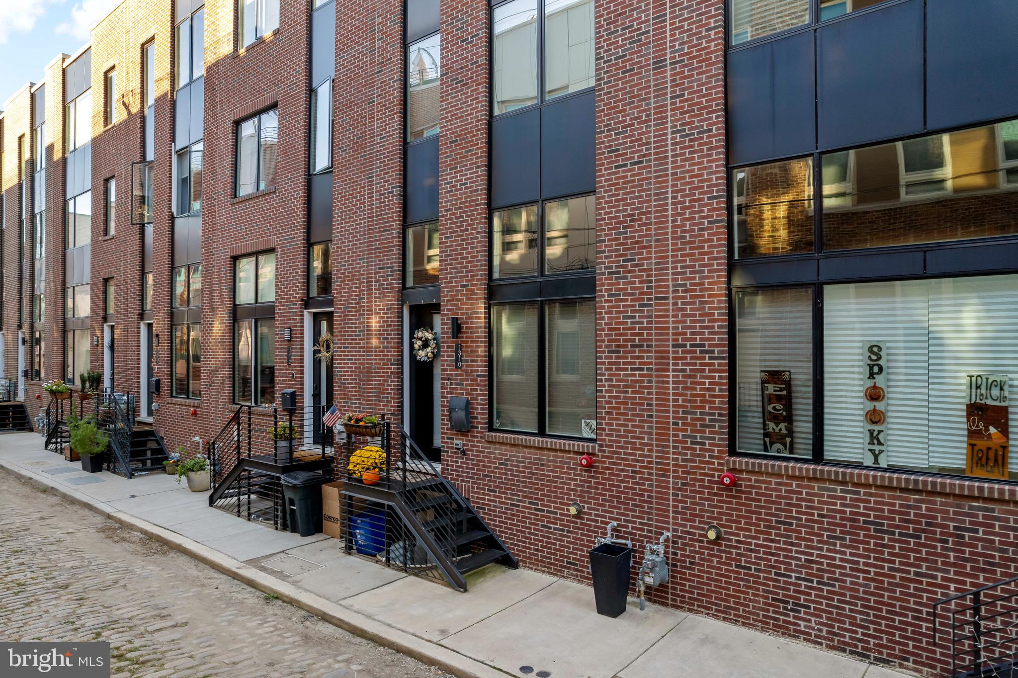 1330 South Woodstock St  