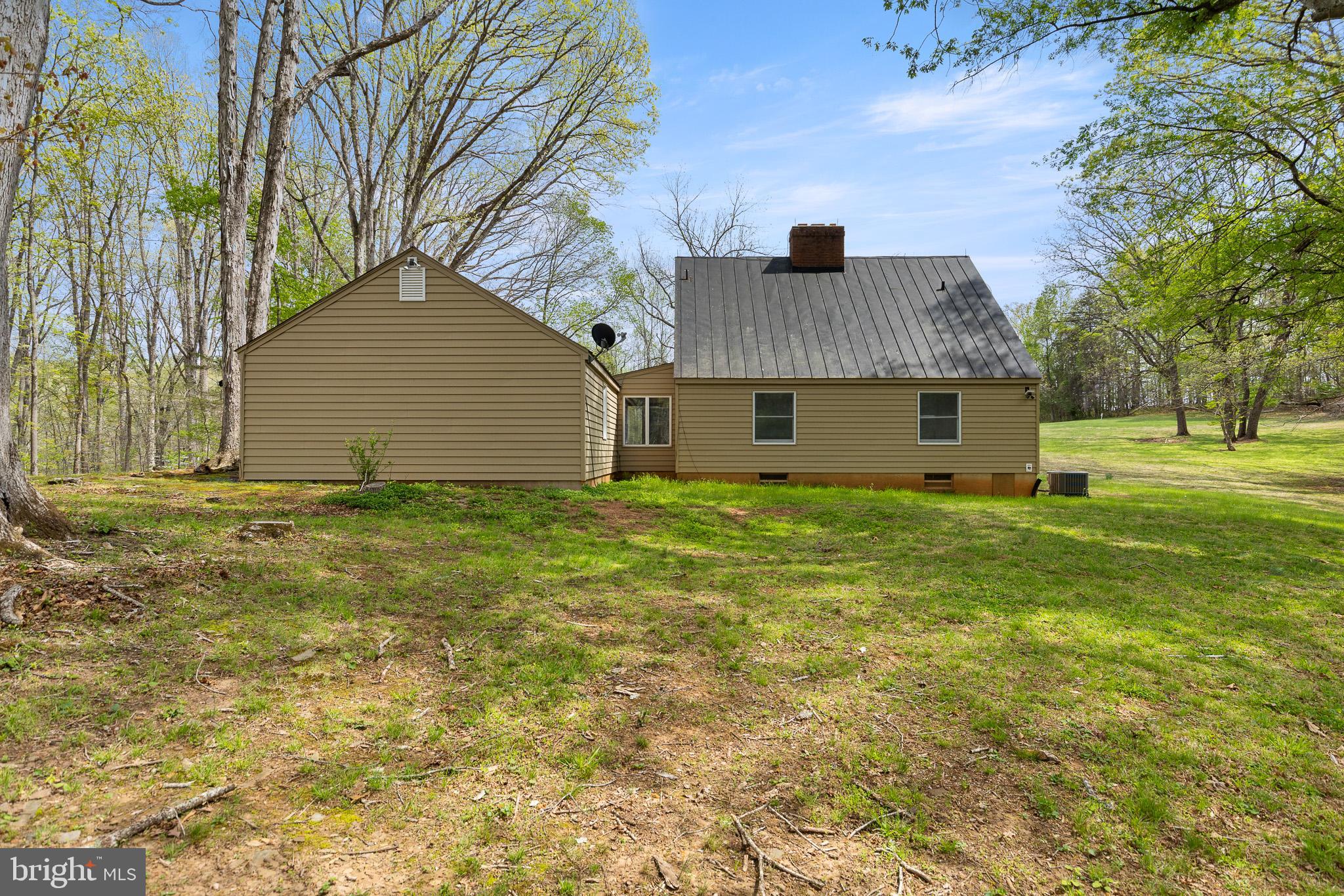 8358 Botha Road Warrenton, VA 20186 - Photo 30 of 35 Back