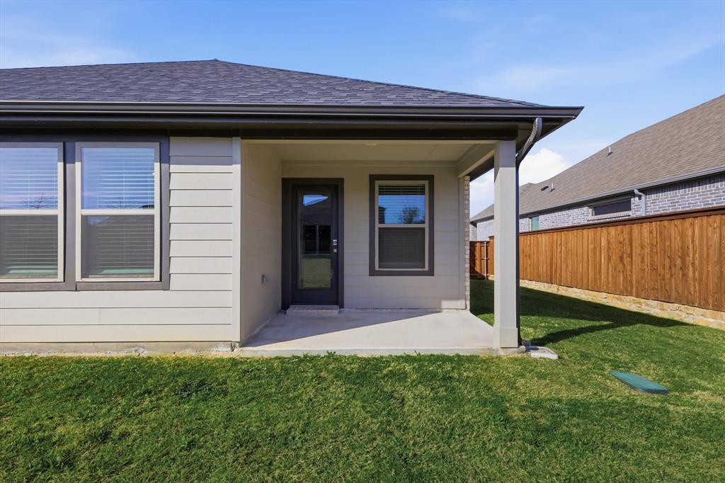 1212 Nuevo Rancho Lane Fort Worth, TX 76052 - Photo 26 of 33