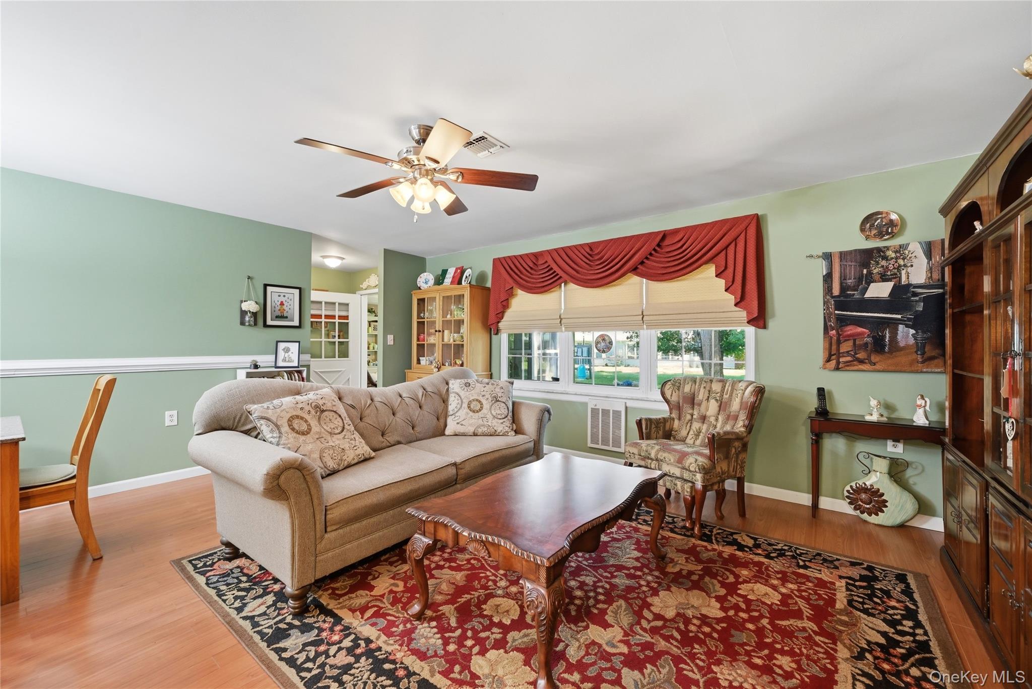 176 Ventry Court, Unit A Ridge, NY 11961 - Photo 8 of 30