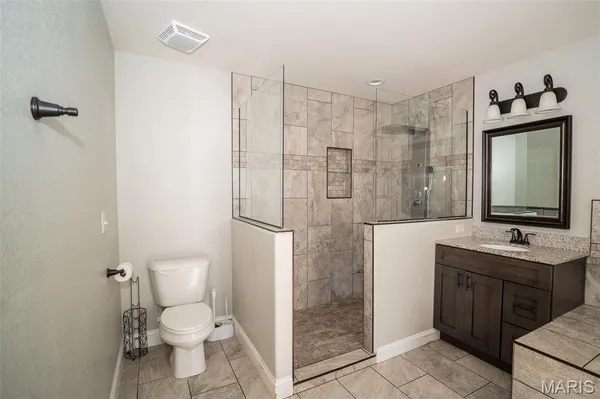 $432,500 | 166 Jared Street, Waynesville, MO 65583